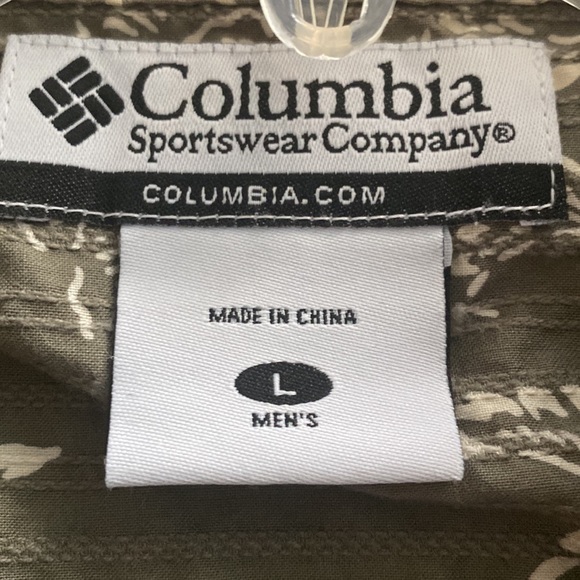 Columbia Sportswear Men’s Shirt/ Large - Picture 3 of 4